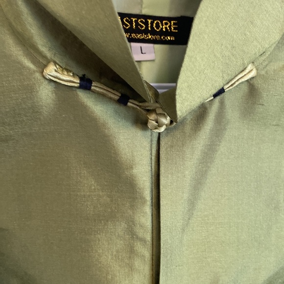 Green Silk Asian Sleeveless Blouse Cheongsam - Picture 3 of 7